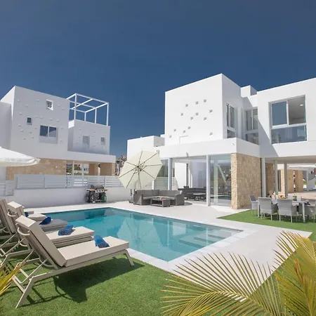 Walk To Center & Beach- Your Dream Escape, Blue Island * Protaras